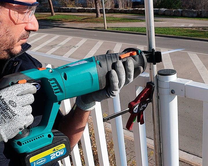 Virutex Cordless 20V Reciprocating Saw Kit (4Ah Battery Only) SSB65 / 6500100  *New Arrival*