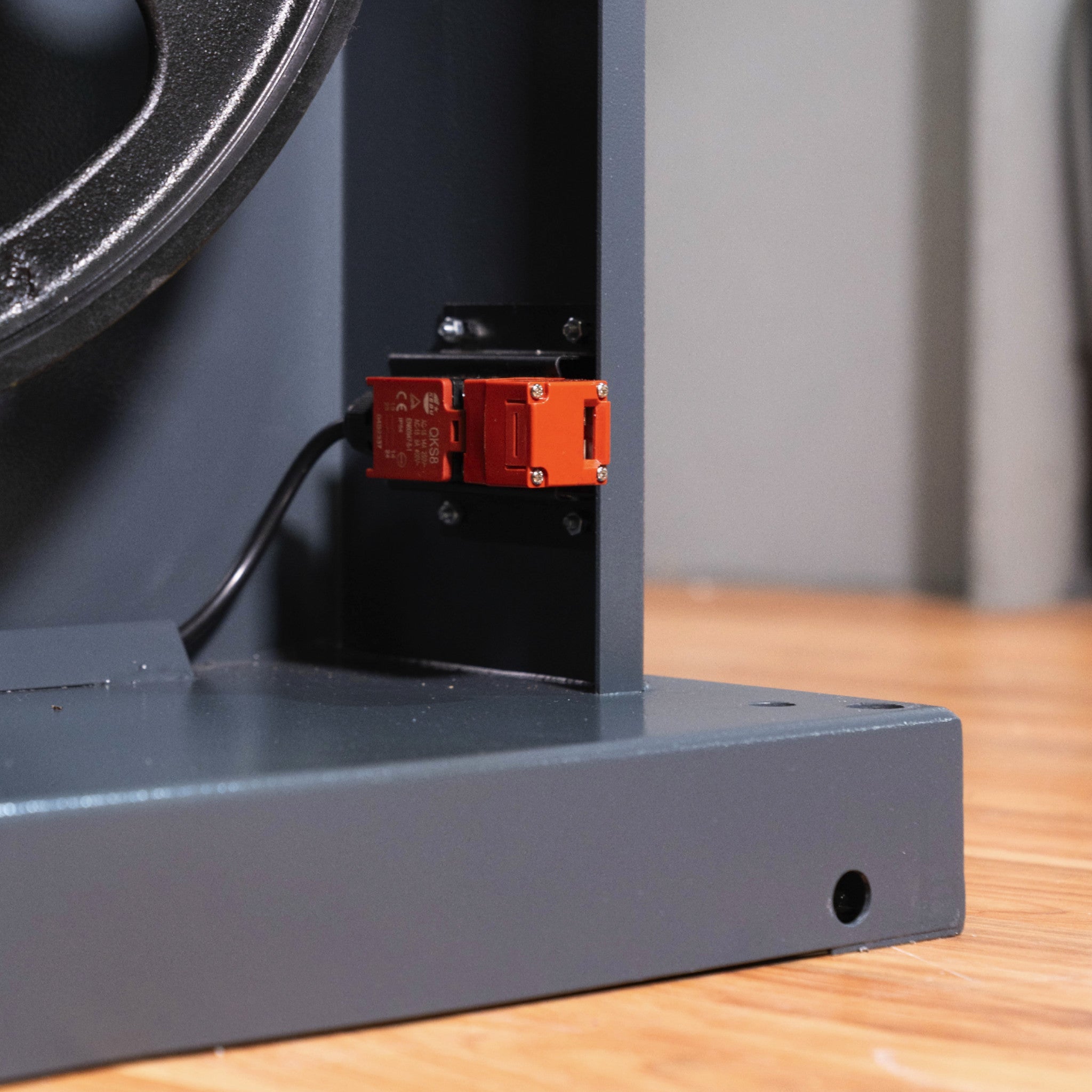 Woodfast 450mm (18") Deluxe Wood / Metal Bandsaw with Electronic Variable Speed 2.5HP 240V BS450A-EVS