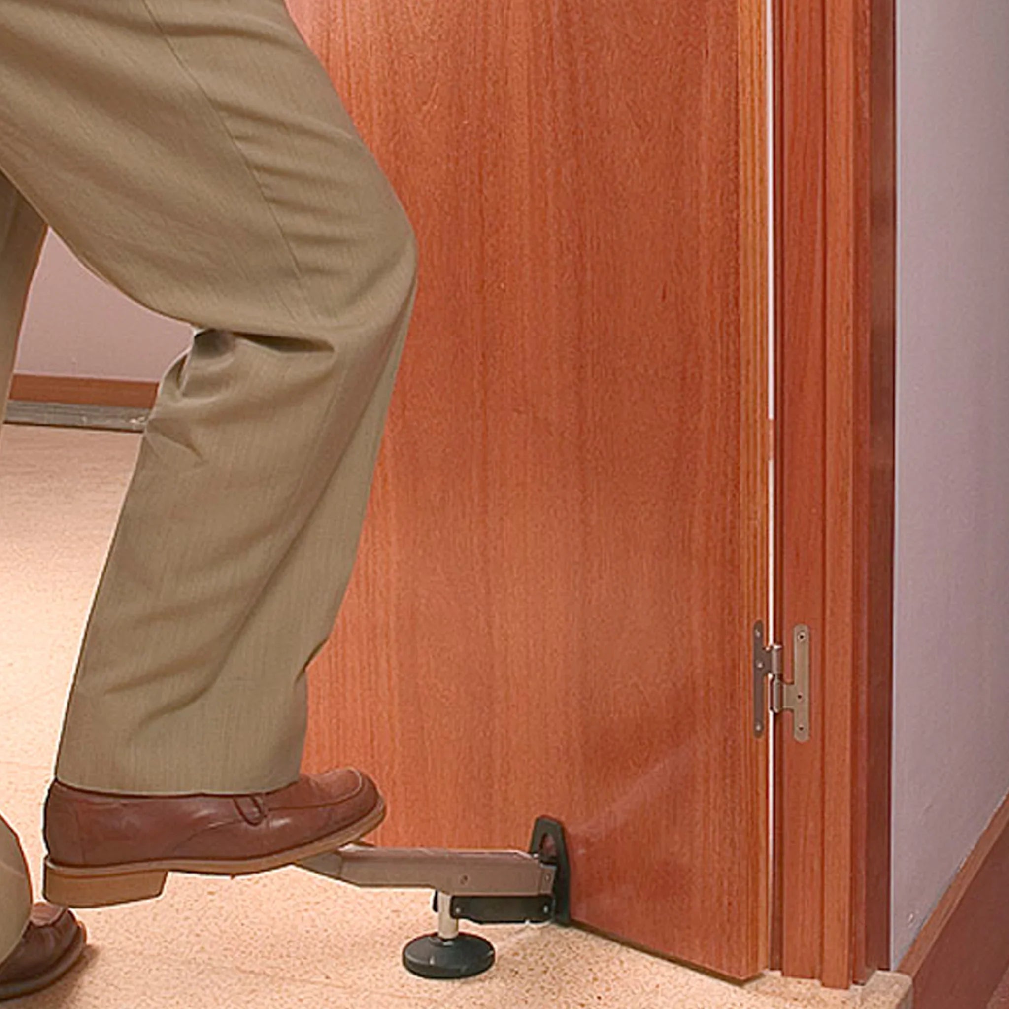 Virutex Door Lifter For Easy Door Installation EP70P