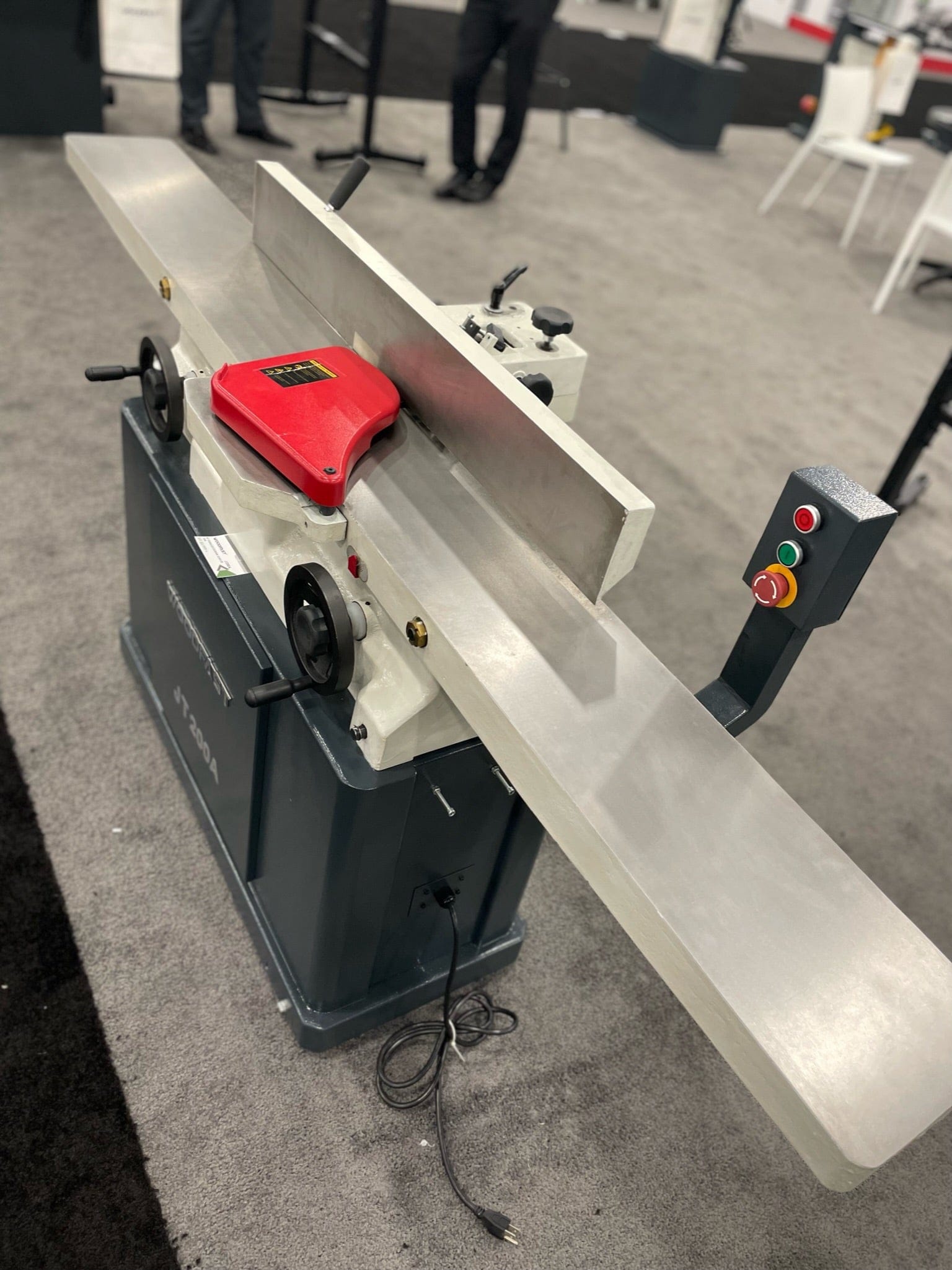 Woodfast 200mm (8") Wood Planer (Jointer) with Spiral Head Cutter Block 240V JT200A *Coming Soon*