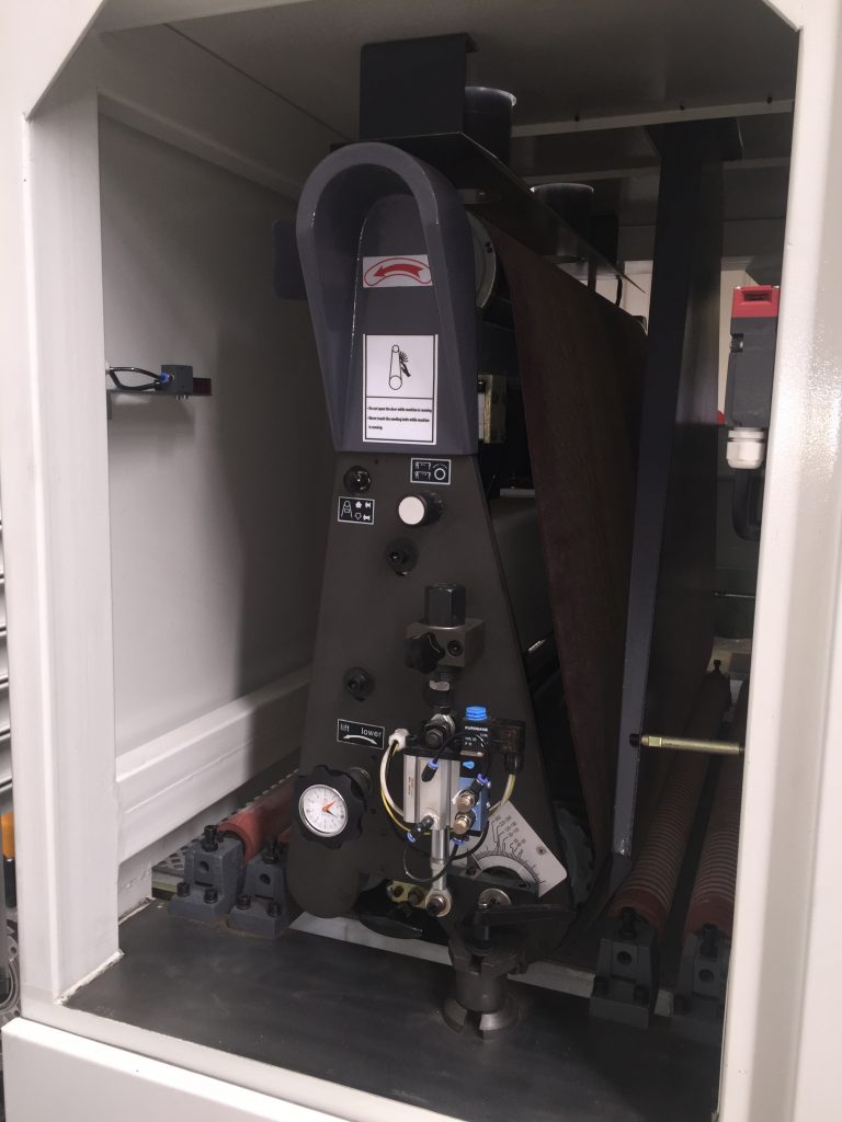 ToughCut 1000mm Twin Wide Belt Sender with Platen RWS1000R-RP