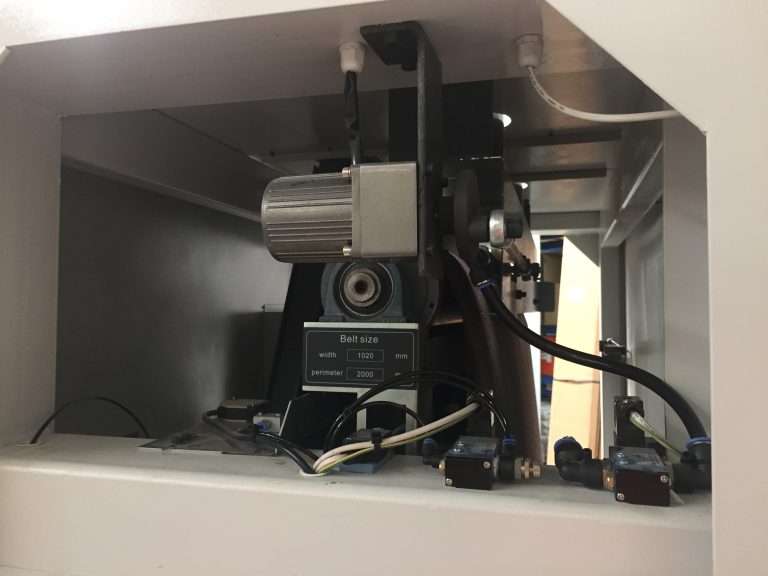 ToughCut 1000mm Twin Wide Belt Sender with Platen RWS1000R-RP