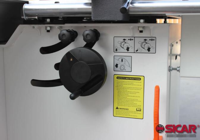 350mm (14") 3.2m 7.5HP Sliding Italian Design Panel Saw 415V Sicar SEGA 350