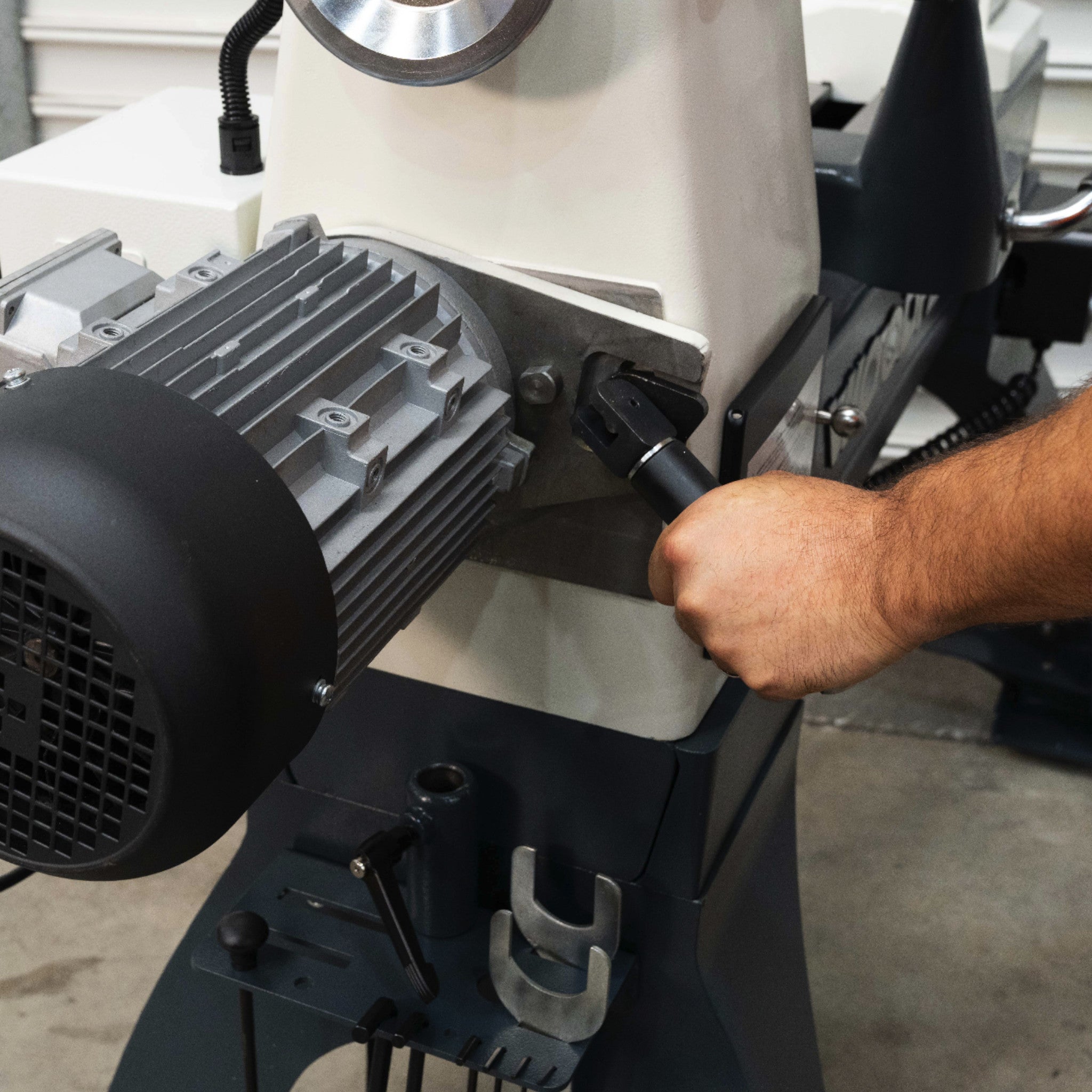 Woodfast 762mm (30") Swing x 1060mm (40") Between Centres Super Heavy Duty Wood Lathe 3HP WL3040A *Sold Out Again Due to High Demand | Restocking Soon - Expected Q1, 2026 - Pre-Order Recommended*