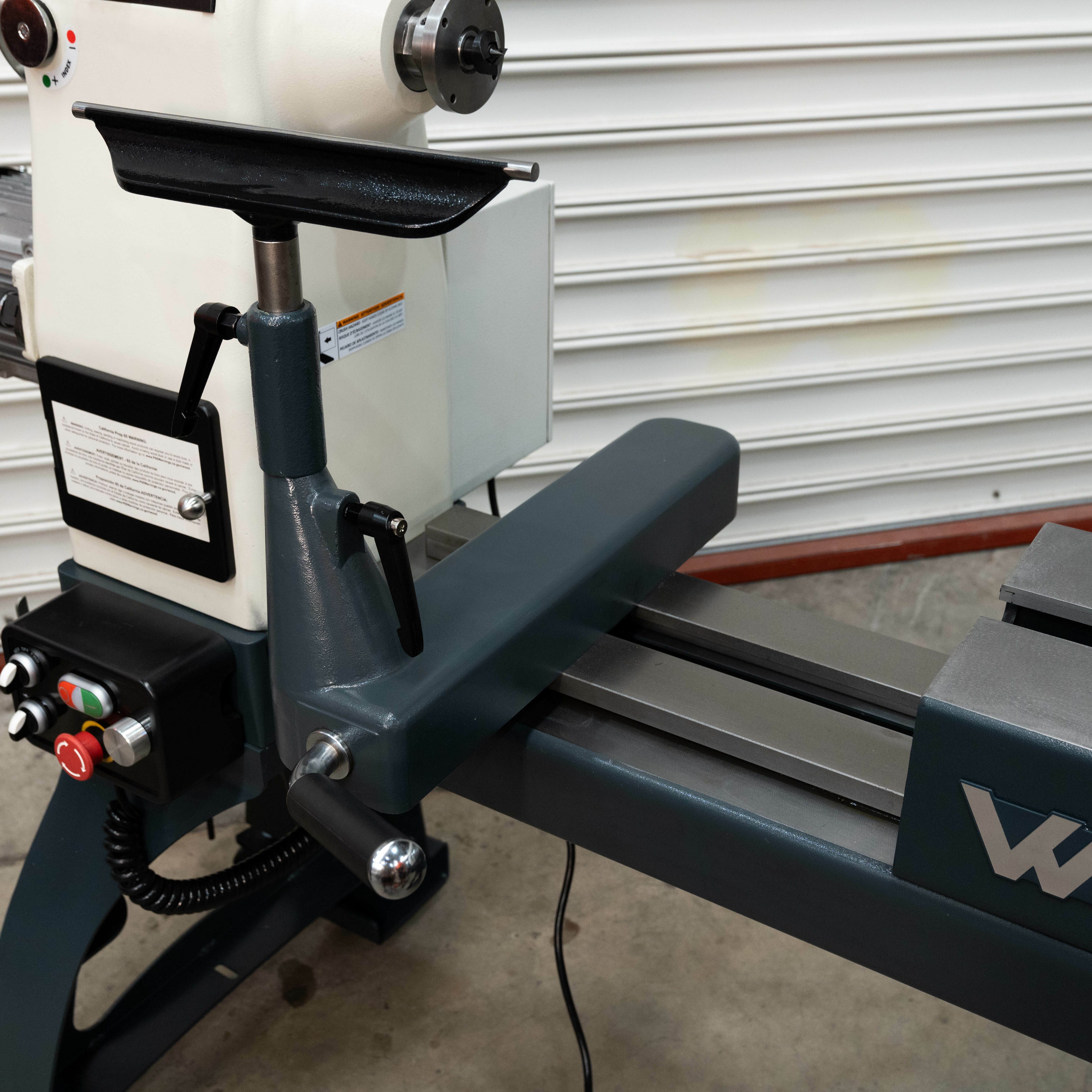 Woodfast 762mm (30") Swing x 1060mm (40") Between Centres Super Heavy Duty Wood Lathe 3HP WL3040A *Sold Out Again Due to High Demand | Restocking Soon - Expected Q1, 2026 - Pre-Order Recommended*