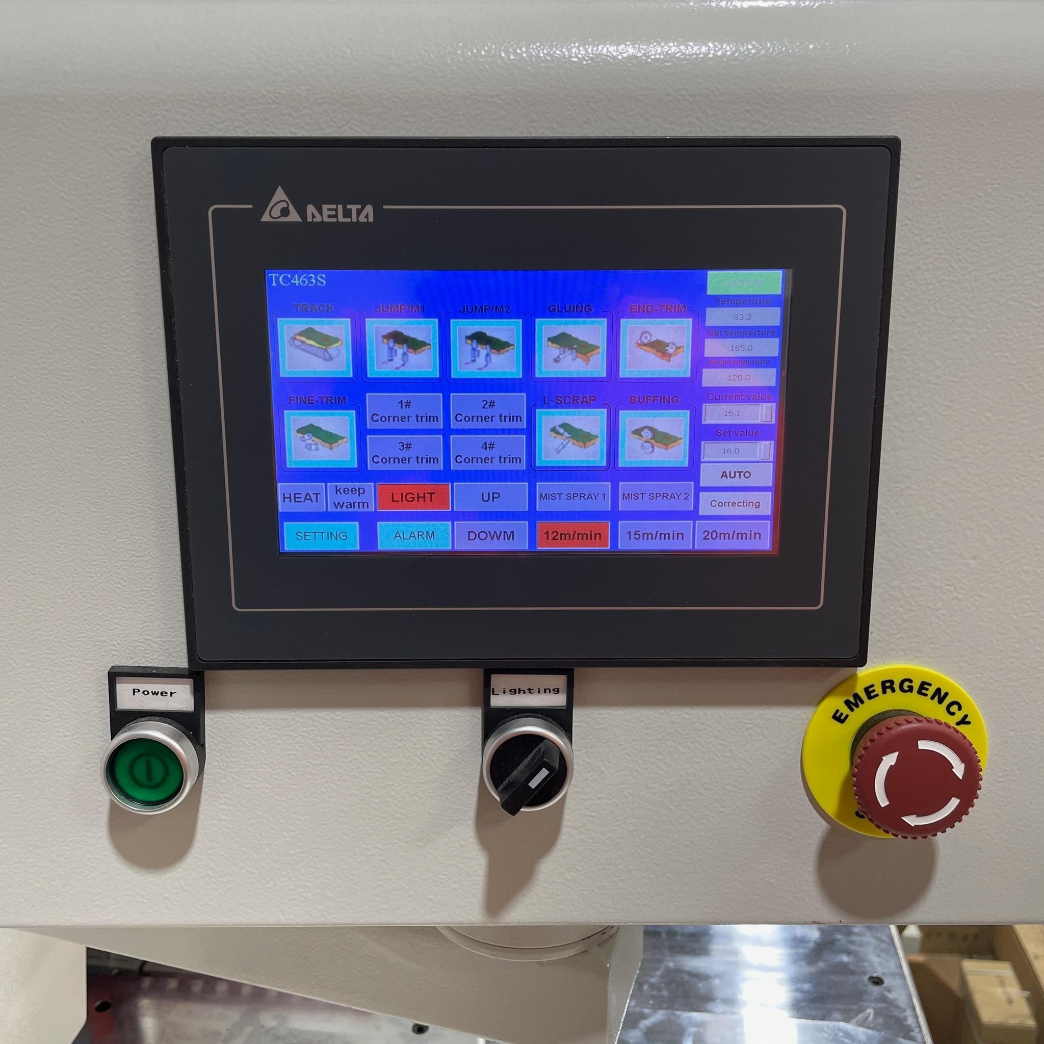 Rutile Series Touch Screen Control - User friendly touch screen control and interface ensures quick and easy execution of customised working programs. 
