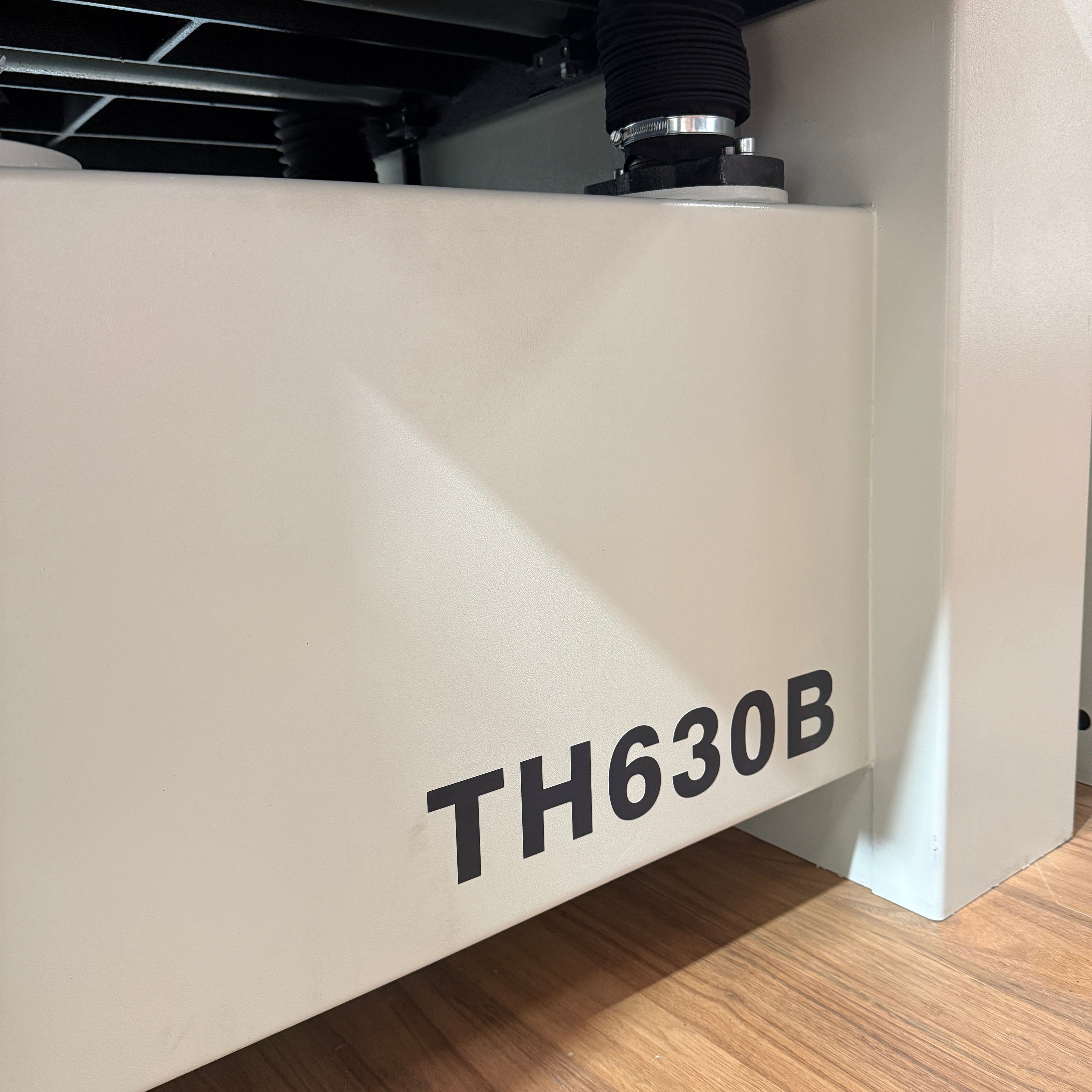 Woodfast 630mm (25") Industrial Thicknesser with Spiral Head Cutter Block 10HP 415V TH630B