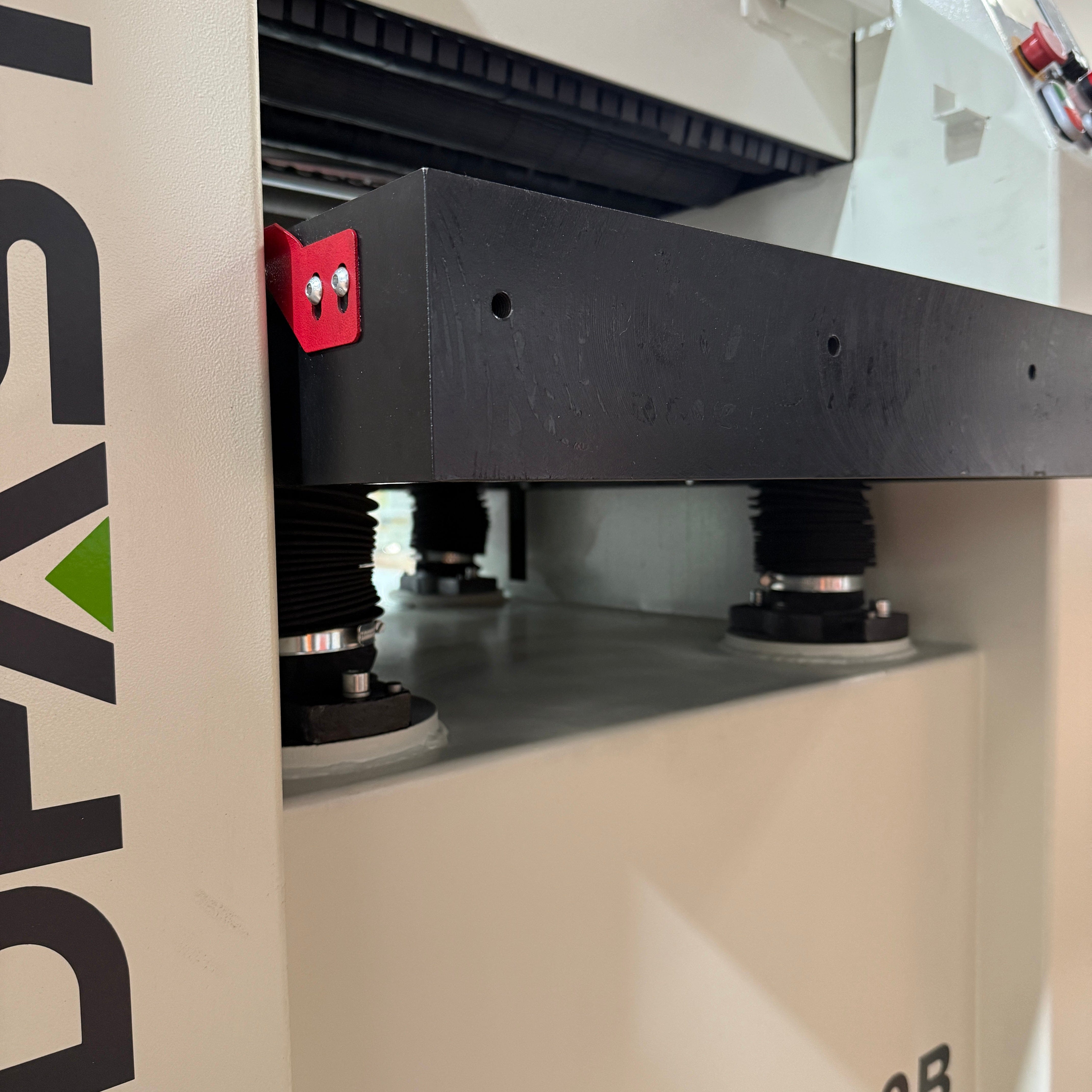 Woodfast 530mm (21") Industrial Thicknesser with Spiral Head Cutter Block 7.5HP 415V TH530B *New - Coming Soon - Expected Late Nov 2025*